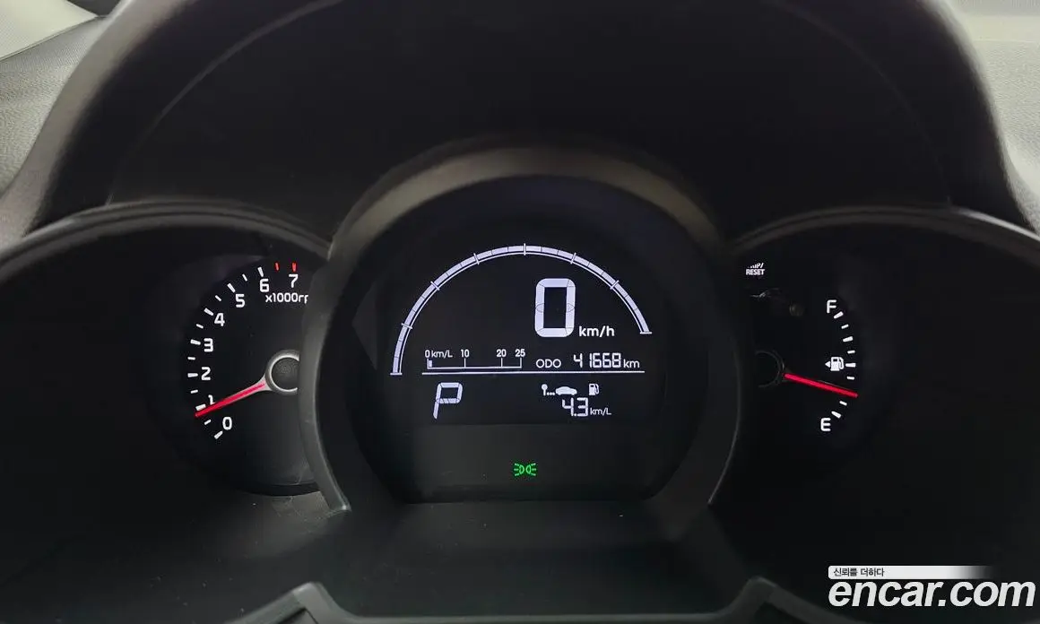 Kia Morning 2014 1.0 автомат (гидро), фото 11 Kia Morning 2014 1.0 автомат (гидро), фото 11