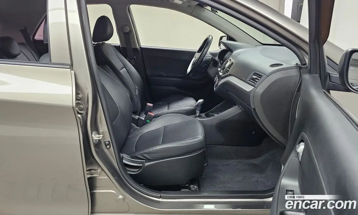 Kia Morning 2014 1.0 автомат (гидро), фото 16 Kia Morning 2014 1.0 автомат (гидро), фото 16