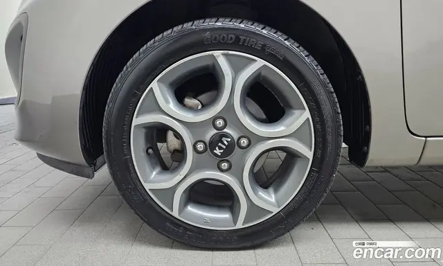 Kia Morning 2014 1.0 автомат (гидро), миниатюра 5 Kia Morning 2014 1.0 автомат (гидро), миниатюра 5