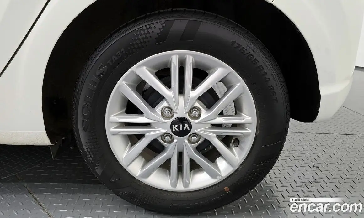 Kia Morning 2020 1.0 автомат (гидро), фото 7 Kia Morning 2020 1.0 автомат (гидро), фото 7