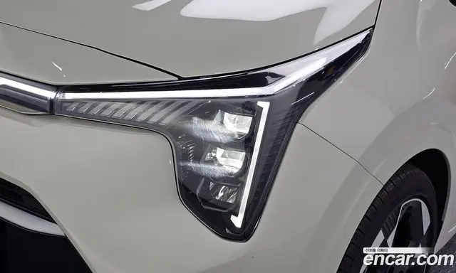 Kia Morning 2024 1.0 автомат (гидро), миниатюра 7