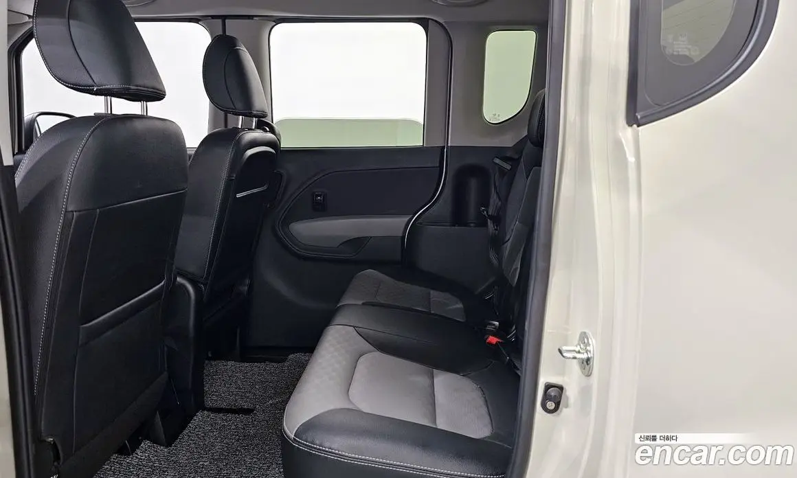 Kia Ray 2019 1.0 автомат (гидро), фото 16