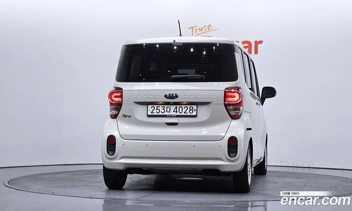 Kia Ray 2019 1.0 автомат (гидро), фото 4