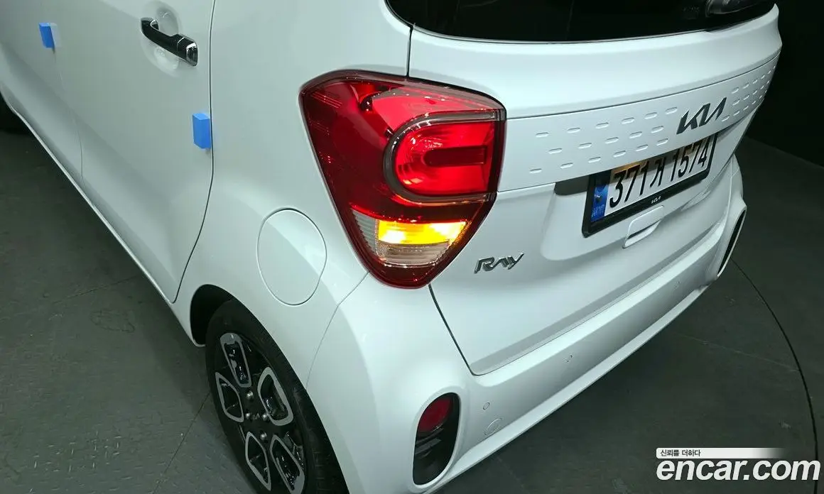 Kia Ray 2022 1.0 автомат (гидро), фото 9