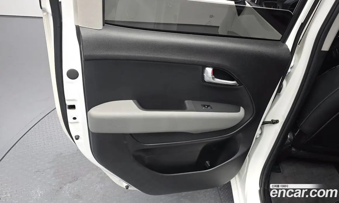 Kia Ray 2024 1.0 автомат (гидро), фото 15 Kia Ray 2024 1.0 автомат (гидро), фото 15