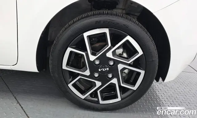Kia Ray 2024 1.0 автомат (гидро), миниатюра 5 Kia Ray 2024 1.0 автомат (гидро), миниатюра 5