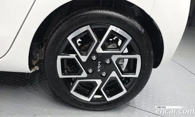 Kia Ray 2024 1.0 автомат (гидро), миниатюра 7 Kia Ray 2024 1.0 автомат (гидро), миниатюра 7