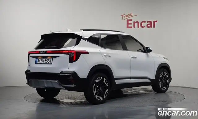 Kia Seltos 2024 1.6 автомат (гидро), миниатюра 2