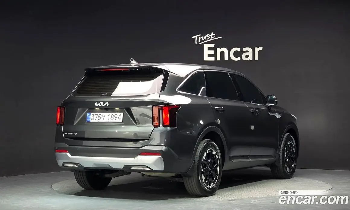 Kia Sorento 2023 2.2 автомат (гидро), фото 2 Kia Sorento 2023 2.2 автомат (гидро), фото 2