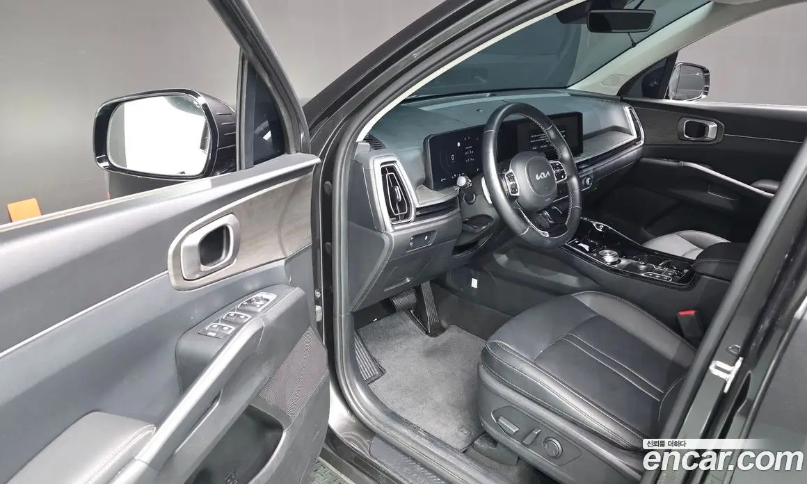 Kia Sorento 2023 2.2 автомат (гидро), фото 13 Kia Sorento 2023 2.2 автомат (гидро), фото 13