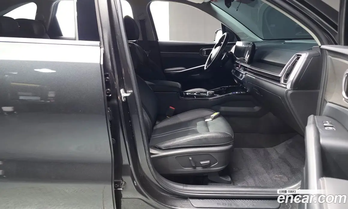 Kia Sorento 2023 2.2 автомат (гидро), фото 16 Kia Sorento 2023 2.2 автомат (гидро), фото 16