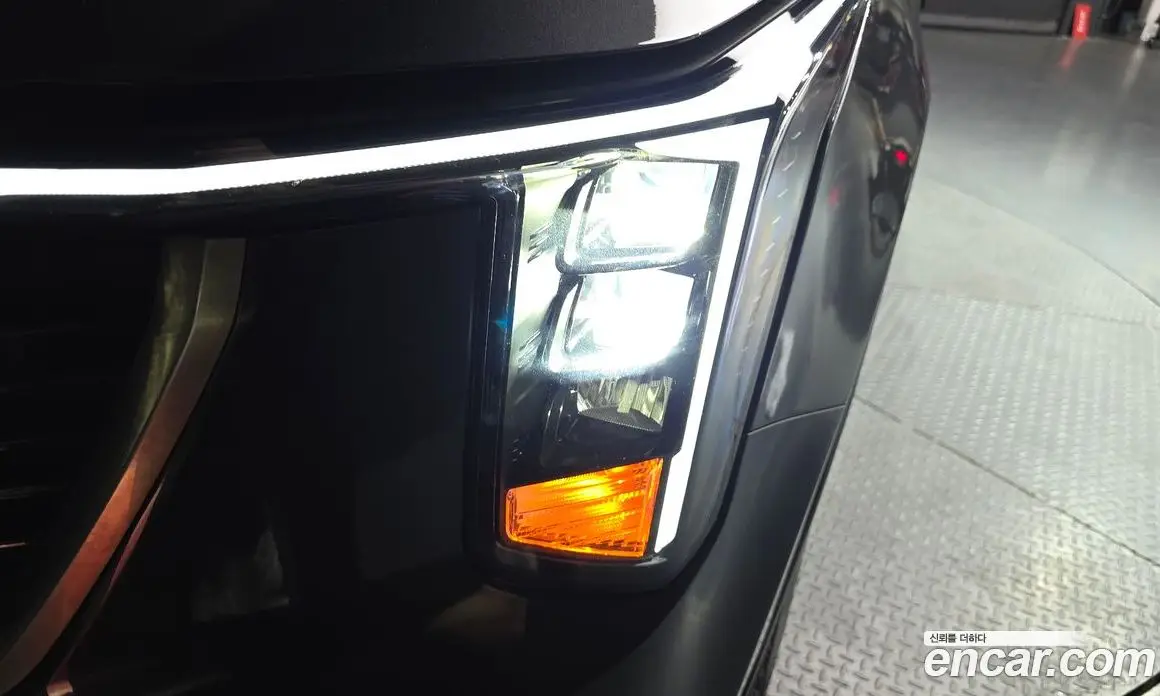 Kia Sorento 2023 2.2 автомат (гидро), фото 8 Kia Sorento 2023 2.2 автомат (гидро), фото 8