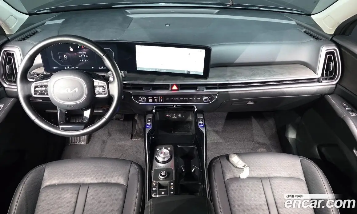Kia Sorento 2023 2.2 автомат (гидро), фото 10 Kia Sorento 2023 2.2 автомат (гидро), фото 10