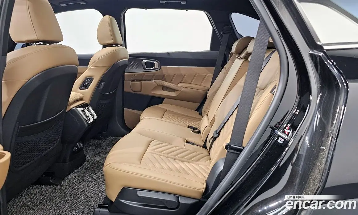 Kia Sorento 2024 1.6 автомат (гидро), фото 15 Kia Sorento 2024 1.6 автомат (гидро), фото 15