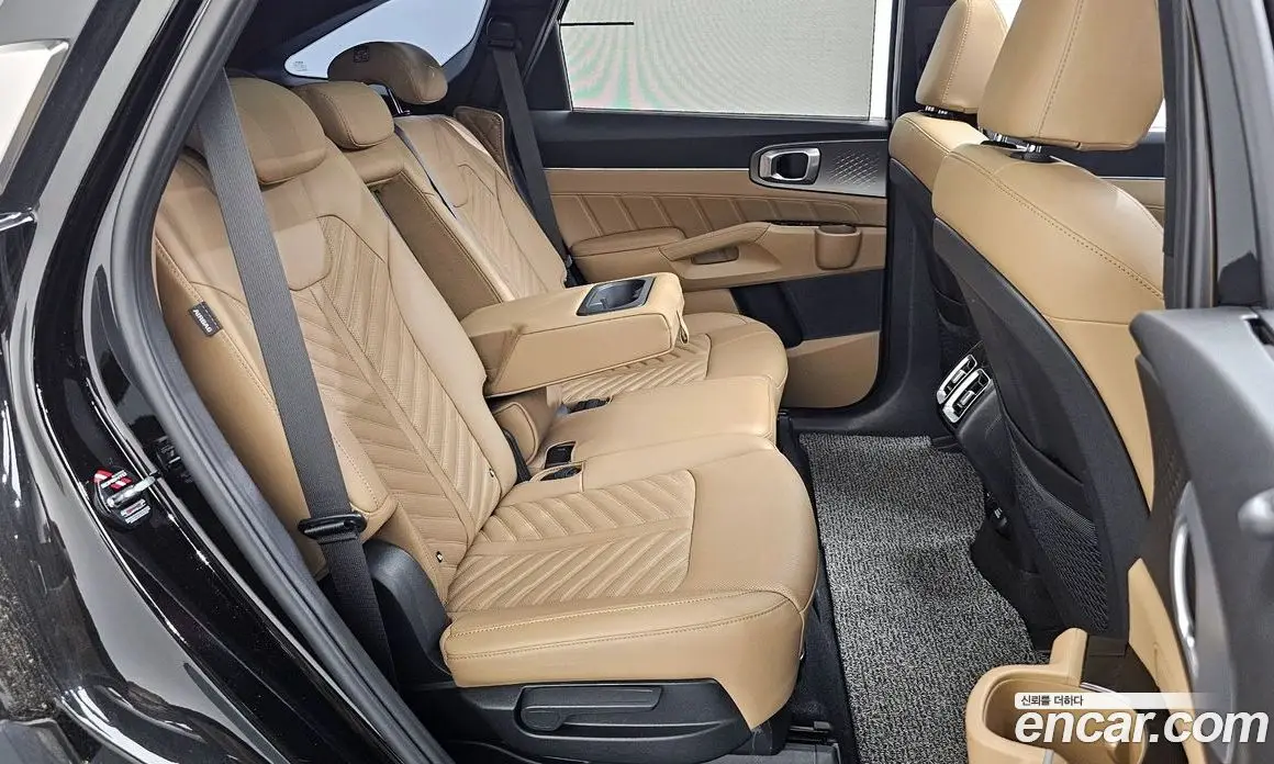 Kia Sorento 2024 1.6 автомат (гидро), фото 17 Kia Sorento 2024 1.6 автомат (гидро), фото 17