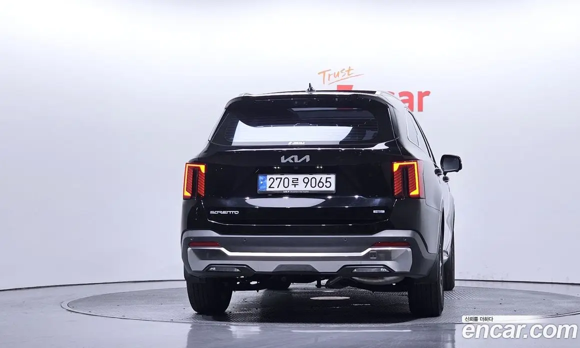 Kia Sorento 2024 1.6 автомат (гидро), фото 3 Kia Sorento 2024 1.6 автомат (гидро), фото 3