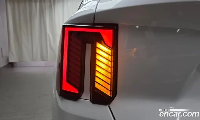 Kia Sorento 2024 1.6 автомат (гидро), миниатюра 9