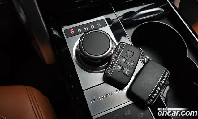 Land Rover Range Rover 2016 4.4 автомат (гидро), миниатюра 11 Land Rover Range Rover 2016 4.4 автомат (гидро), миниатюра 11