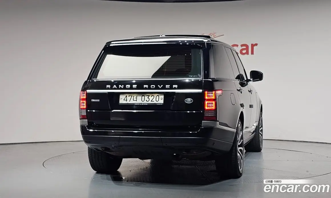 Land Rover Range Rover 2016 4.4 автомат (гидро), фото 3 Land Rover Range Rover 2016 4.4 автомат (гидро), фото 3