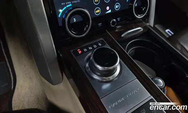 Land Rover Range Rover 2017 4.4 автомат (гидро), миниатюра 11 Land Rover Range Rover 2017 4.4 автомат (гидро), миниатюра 11