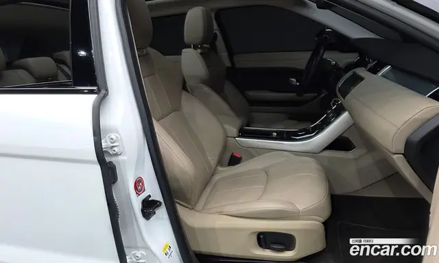 Land Rover Range Rover Evoque 2017 2.0 автомат (гидро), миниатюра 11 Land Rover Range Rover Evoque 2017 2.0 автомат (гидро), миниатюра 11