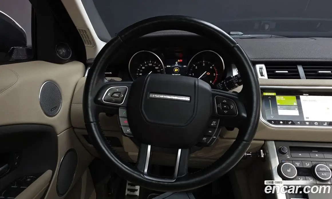 Land Rover Range Rover Evoque 2017 2.0 автомат (гидро), фото 13 Land Rover Range Rover Evoque 2017 2.0 автомат (гидро), фото 13