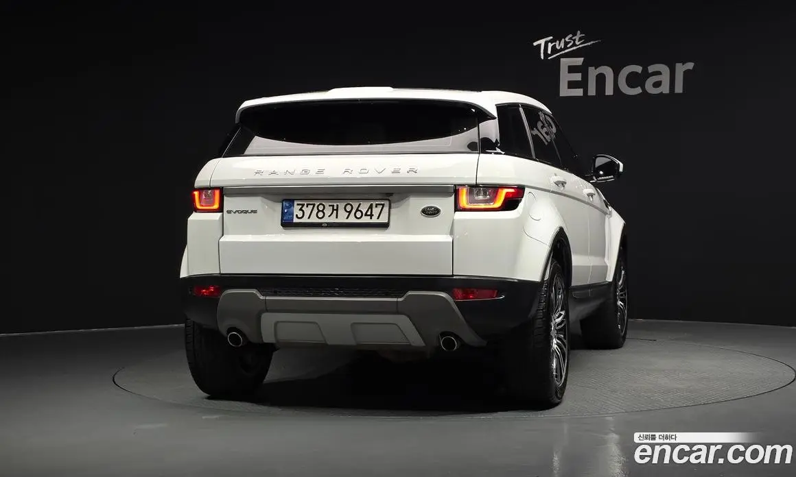 Land Rover Range Rover Evoque 2017 2.0 автомат (гидро), фото 4 Land Rover Range Rover Evoque 2017 2.0 автомат (гидро), фото 4