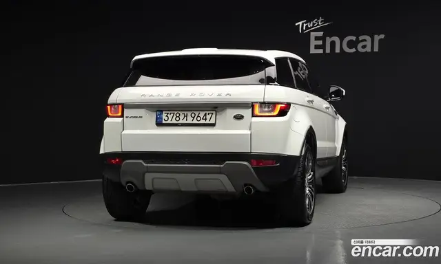 Land Rover Range Rover Evoque 2017 2.0 автомат (гидро), миниатюра 4 Land Rover Range Rover Evoque 2017 2.0 автомат (гидро), миниатюра 4