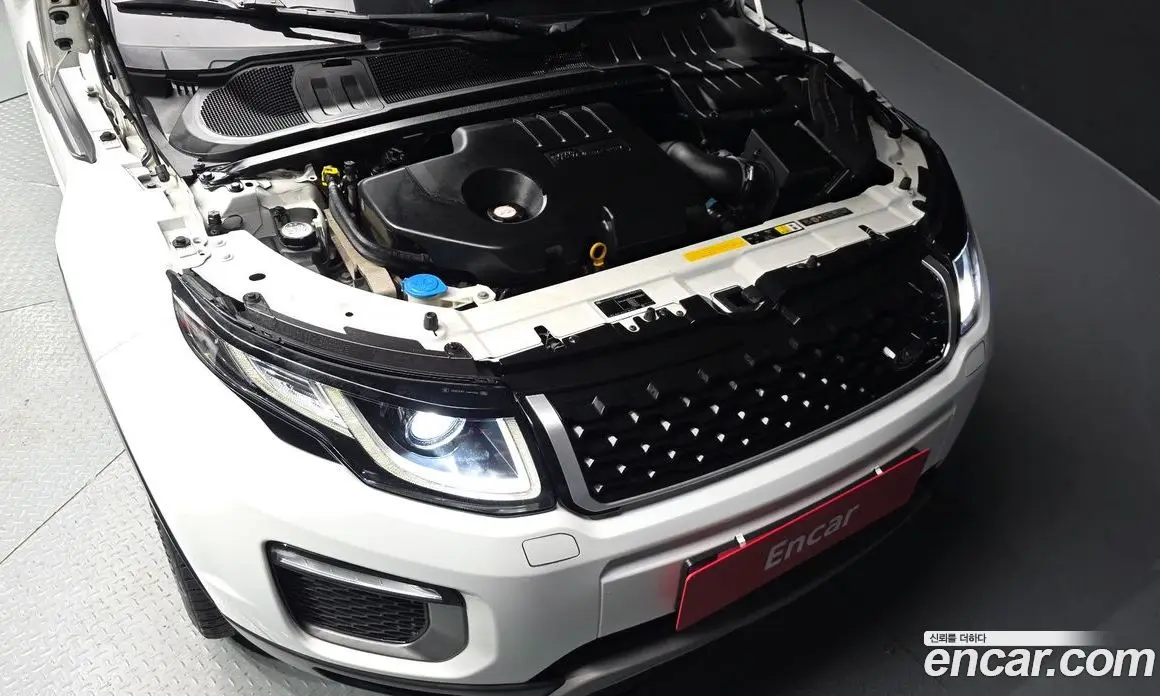 Land Rover Range Rover Evoque 2017 2.0 автомат (гидро), фото 6 Land Rover Range Rover Evoque 2017 2.0 автомат (гидро), фото 6
