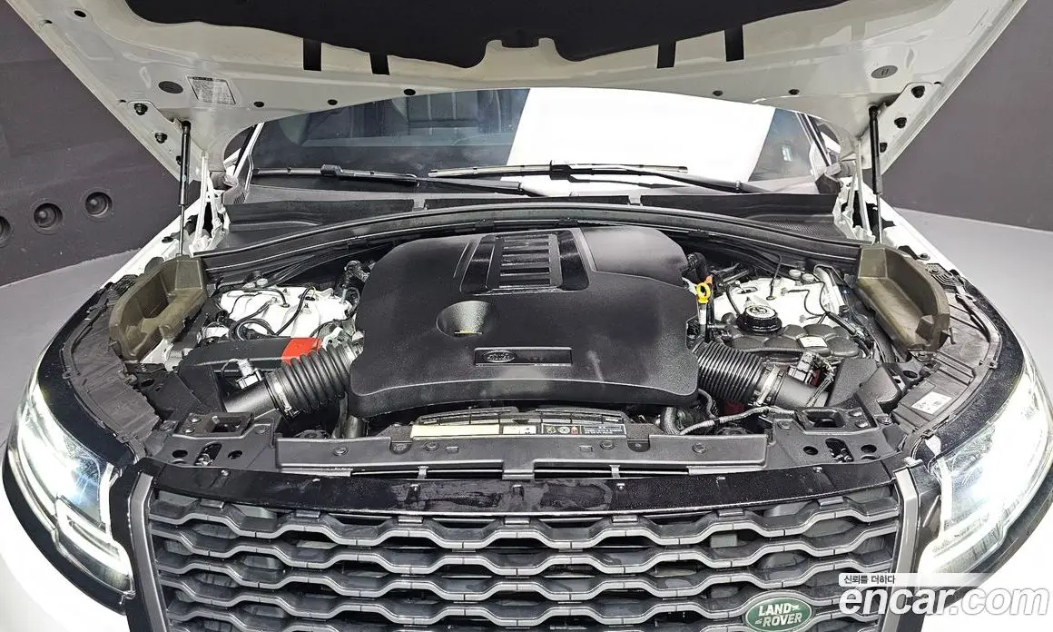 Land Rover Range Rover Velar 2023 3.0 автомат (гидро), фото 6 Land Rover Range Rover Velar 2023 3.0 автомат (гидро), фото 6