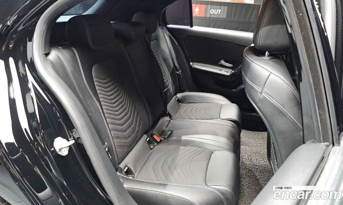 Mercedes-Benz A-Class 2019 2.0 автомат (гидро), фото 17 Mercedes-Benz A-Class 2019 2.0 автомат (гидро), фото 17