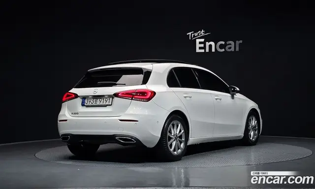 Mercedes-Benz A-Class 2020 2.0 автомат (гидро), миниатюра 2