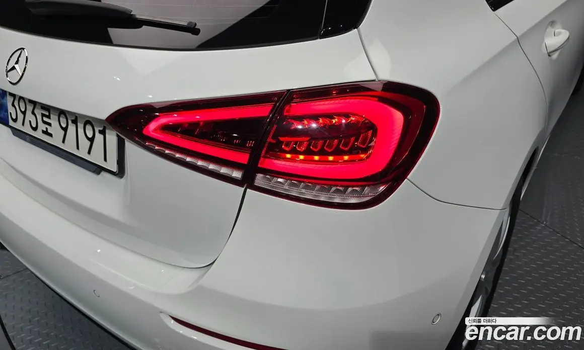 Mercedes-Benz A-Class 2020 2.0 автомат (гидро), фото 9