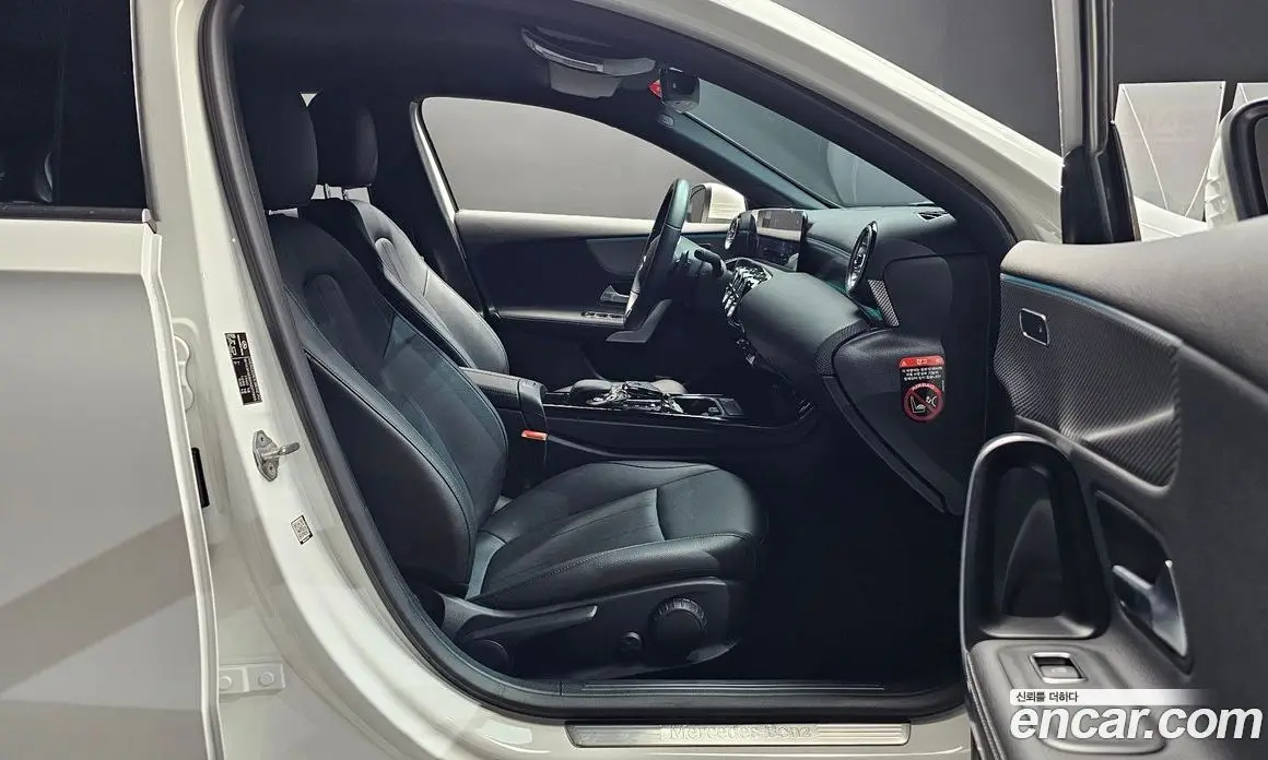 Mercedes-Benz A-Class 2022 2.0 автомат (гидро), фото 16 Mercedes-Benz A-Class 2022 2.0 автомат (гидро), фото 16