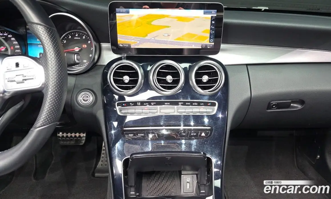 Mercedes-Benz C-Class 2019 2.0 автомат (гидро), фото 19