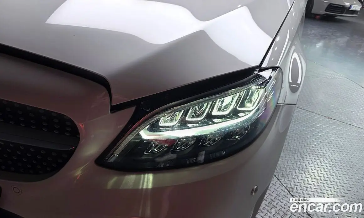 Mercedes-Benz C-Class 2019 2.0 автомат (гидро), фото 8