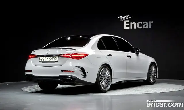 Mercedes-Benz C-Class, 2023, 65 977 км