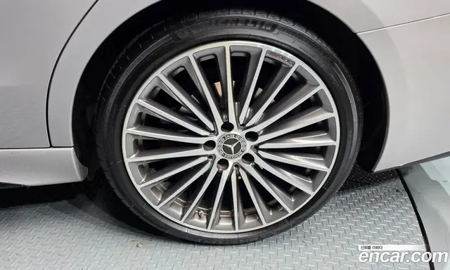 Mercedes-Benz C-Class 2023 2.0 автомат (гидро), миниатюра 6 Mercedes-Benz C-Class 2023 2.0 автомат (гидро), миниатюра 6
