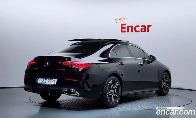 Mercedes-Benz CLA-Class 2023 2.0 автомат (гидро), миниатюра 2