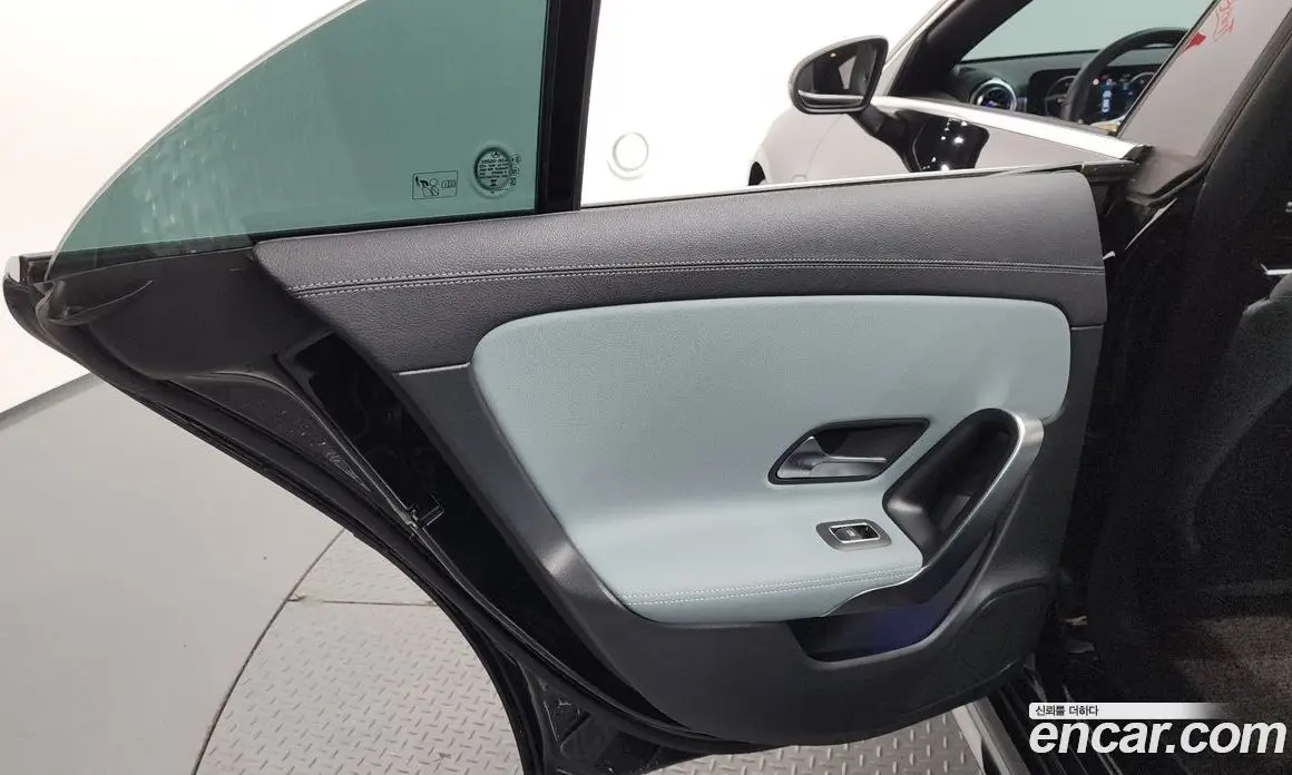 Mercedes-Benz CLA-Class 2023 2.0 автомат (гидро), фото 15