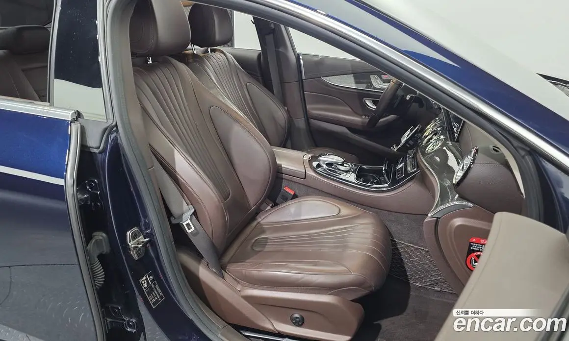 Mercedes-Benz CLS-Class 2019 1.9 автомат (гидро), фото 18 Mercedes-Benz CLS-Class 2019 1.9 автомат (гидро), фото 18