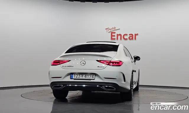 Mercedes-Benz CLS-Class 2023 2.0 автомат (гидро), миниатюра 3