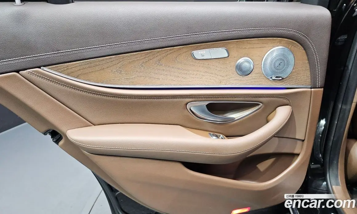 Mercedes-Benz E-Class 2018 2.0 автомат (гидро), фото 15