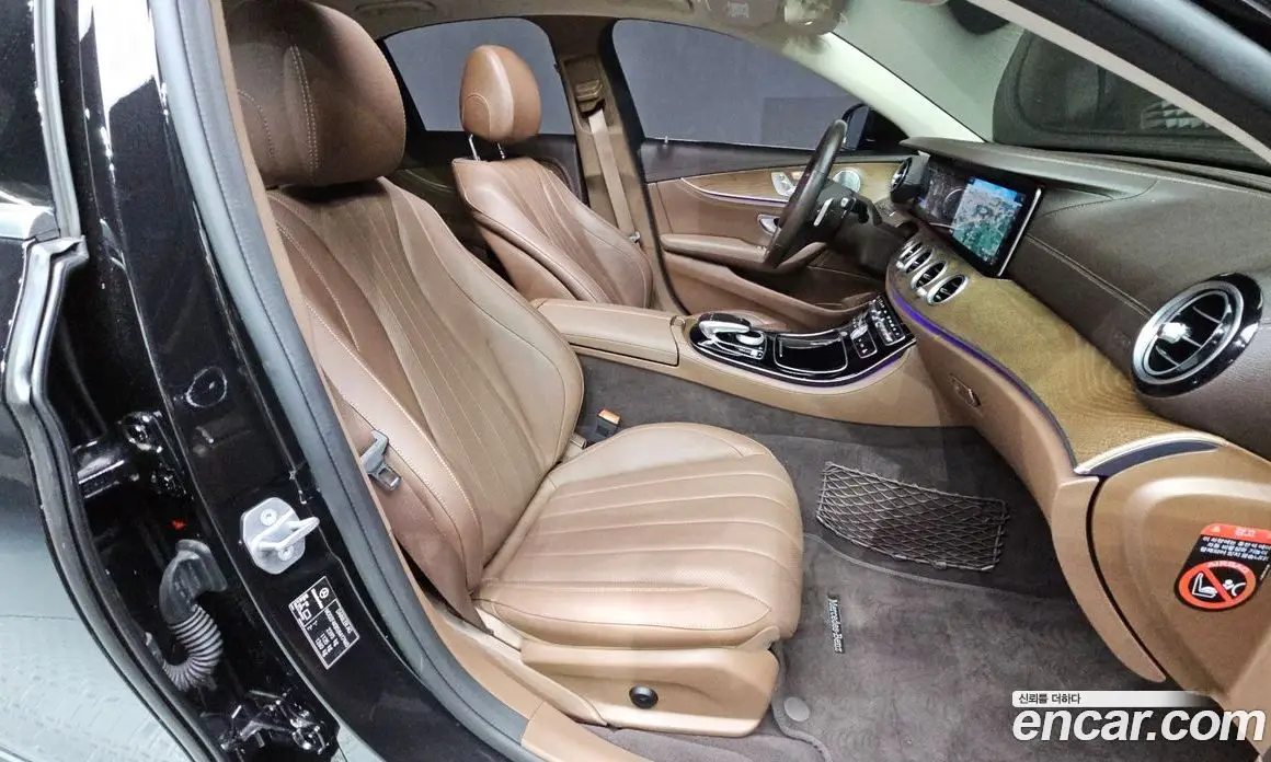 Mercedes-Benz E-Class 2018 2.0 автомат (гидро), фото 17