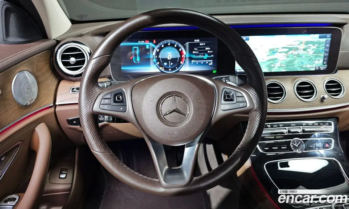 Mercedes-Benz E-Class 2018 2.0 автомат (гидро), фото 19