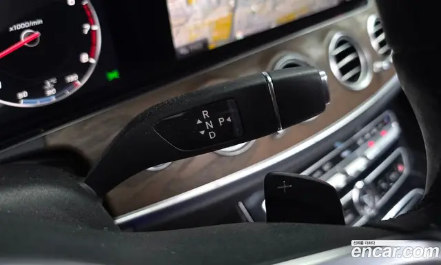 Mercedes-Benz E-Class 2020 2.0 автомат (гидро), миниатюра 11