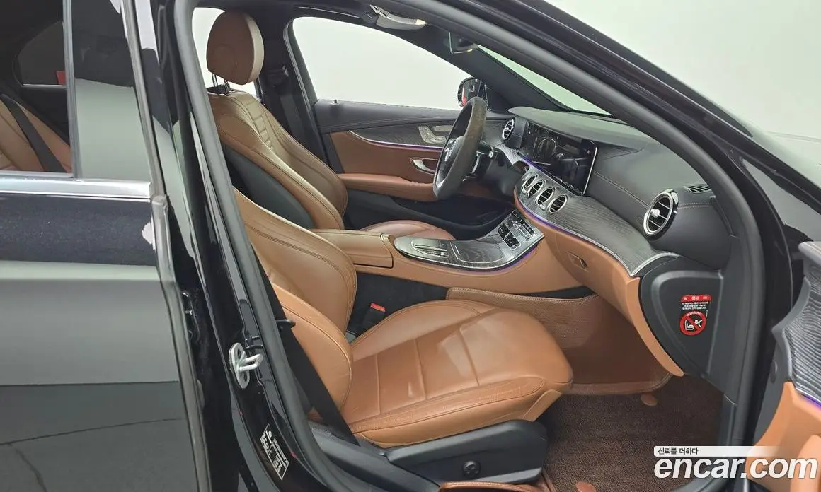 Mercedes-Benz E-Class 2021 2.0 автомат (гидро), фото 16