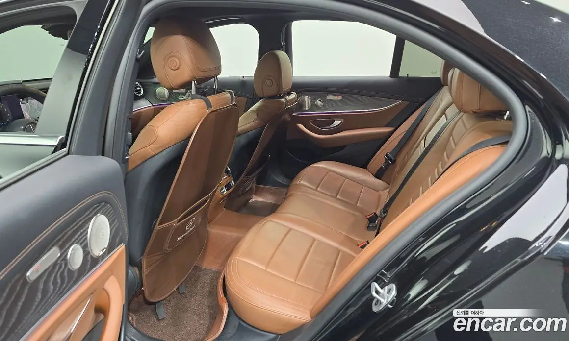 Mercedes-Benz E-Class 2021 2.0 автомат (гидро), фото 17