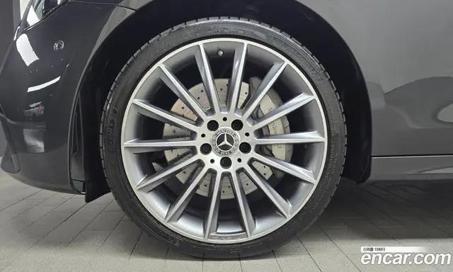 Mercedes-Benz E-Class 2021 2.0 автомат (гидро), миниатюра 4