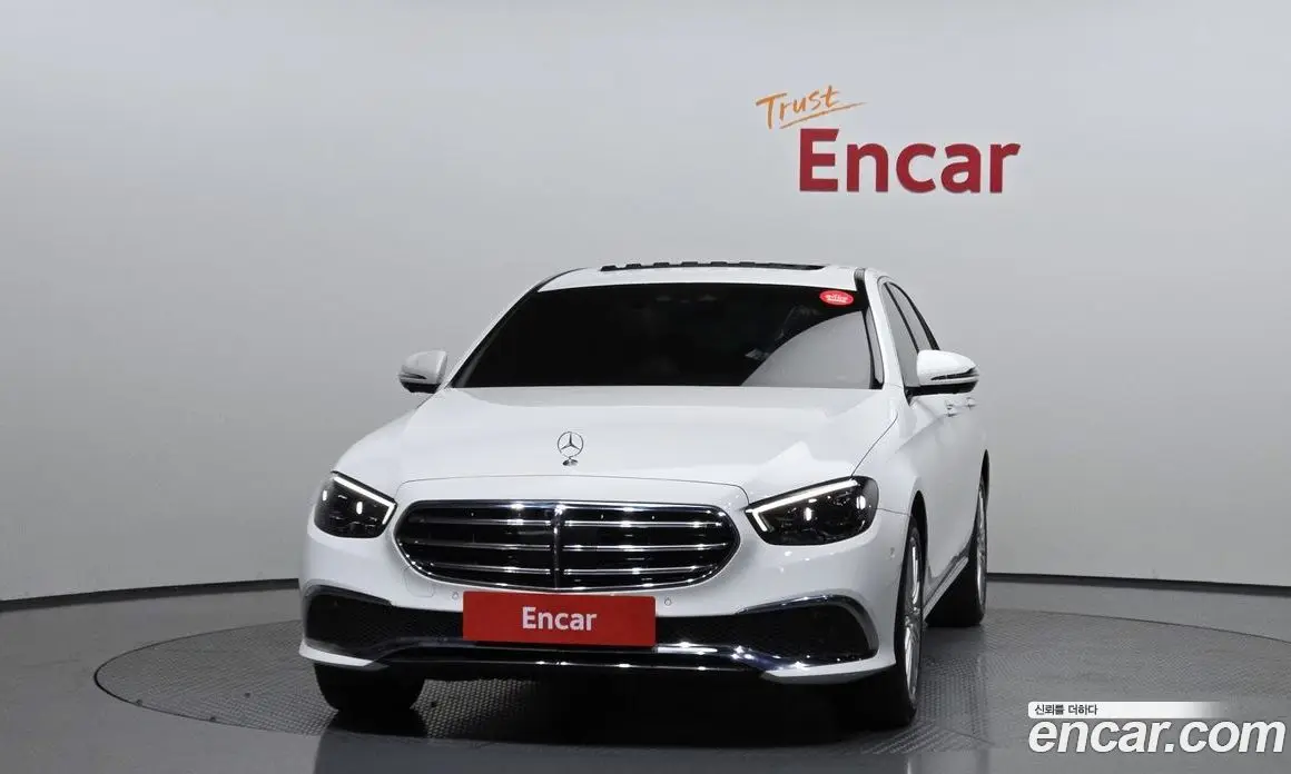 Mercedes-Benz E-Class 2022 2.0 автомат (гидро), фото 3